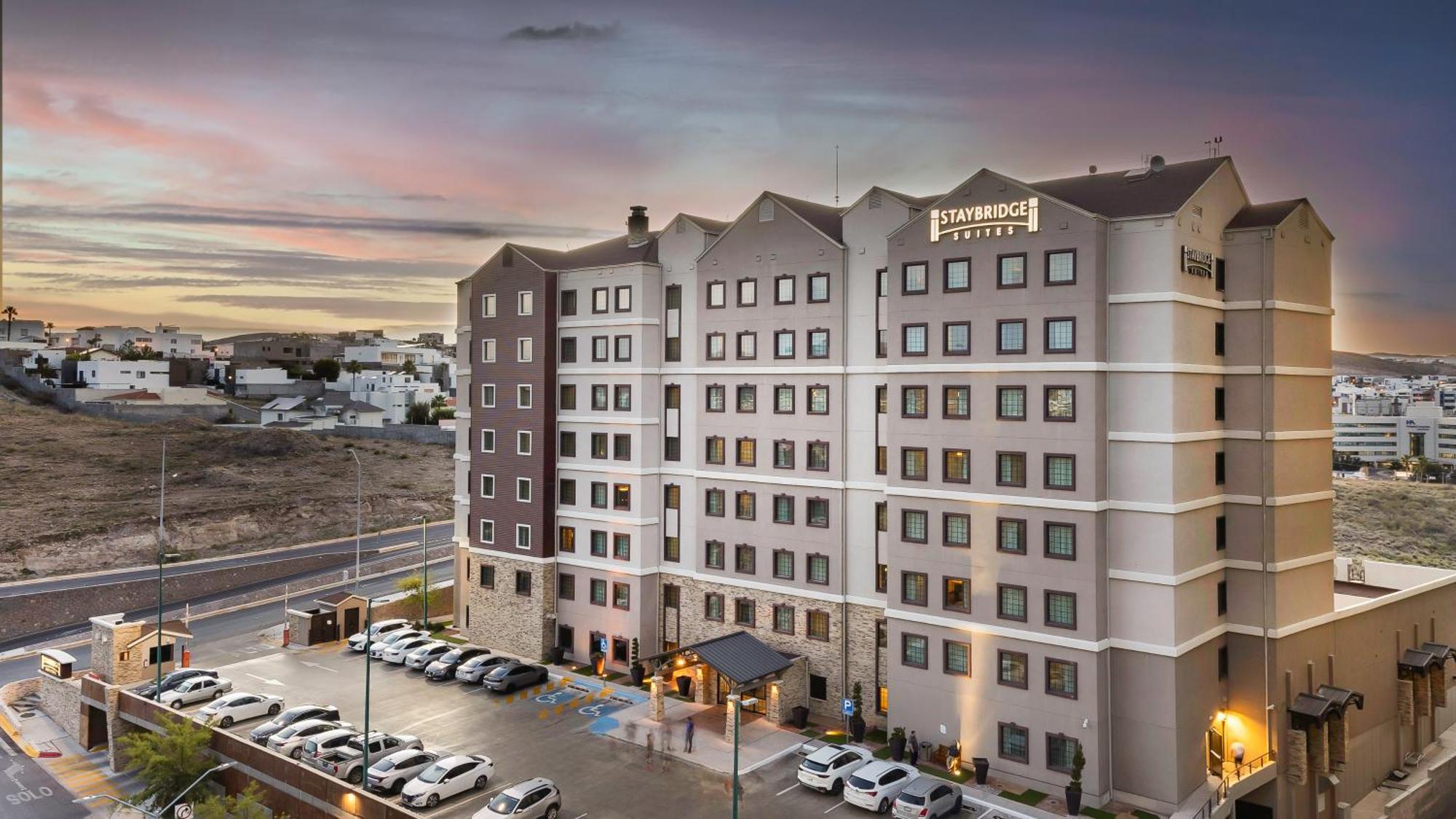 Staybridge Suites Chihuahua By Ihg Exteriér fotografie
