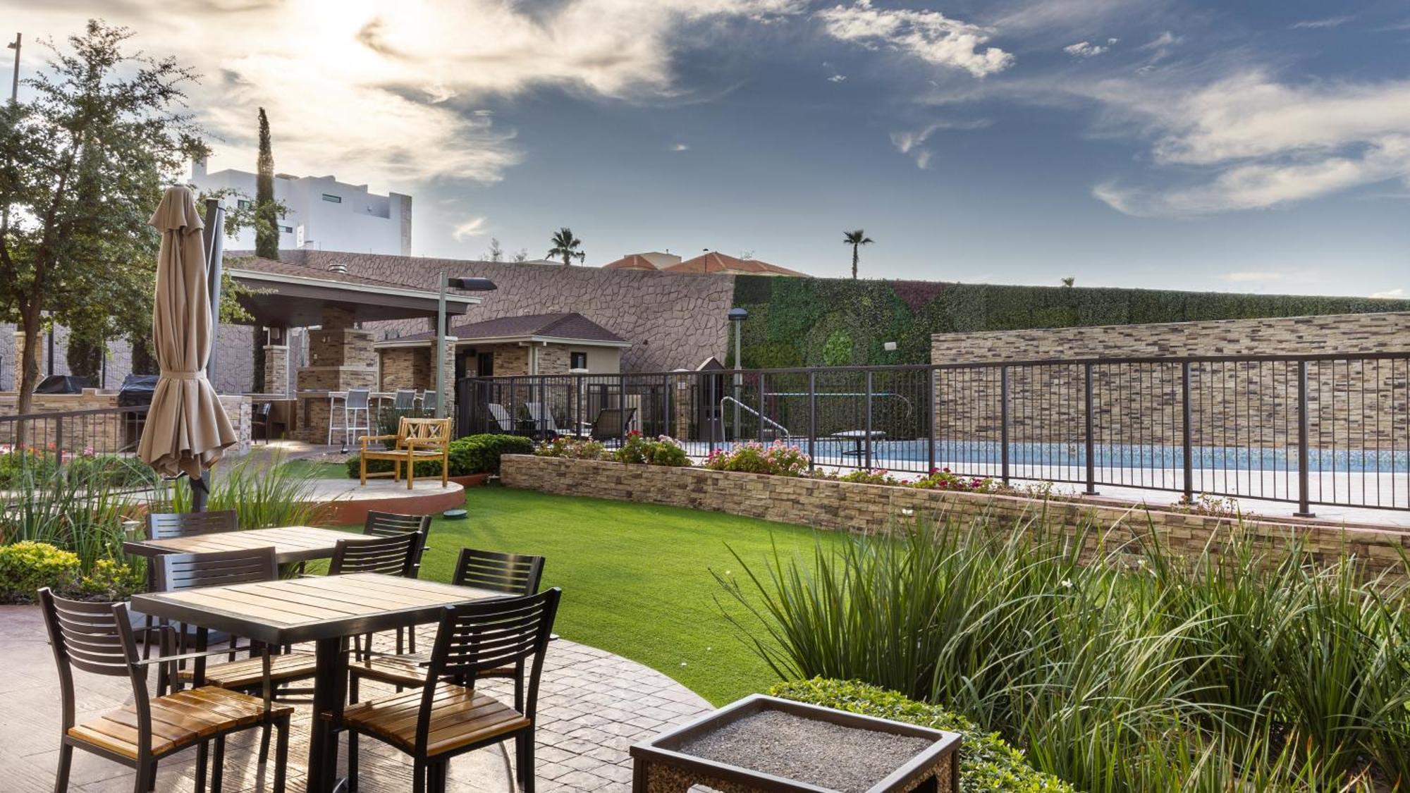 Staybridge Suites Chihuahua By Ihg Exteriér fotografie